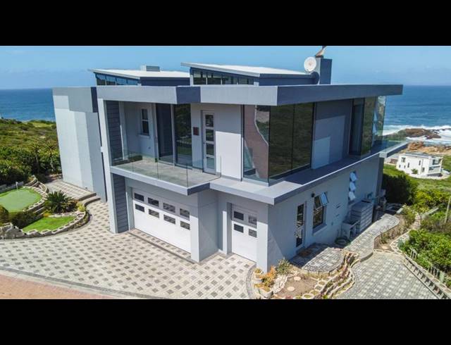 4 BEDROOM HOUSE FOR SALE IN PINNACLE POINT GOLF ESTATE